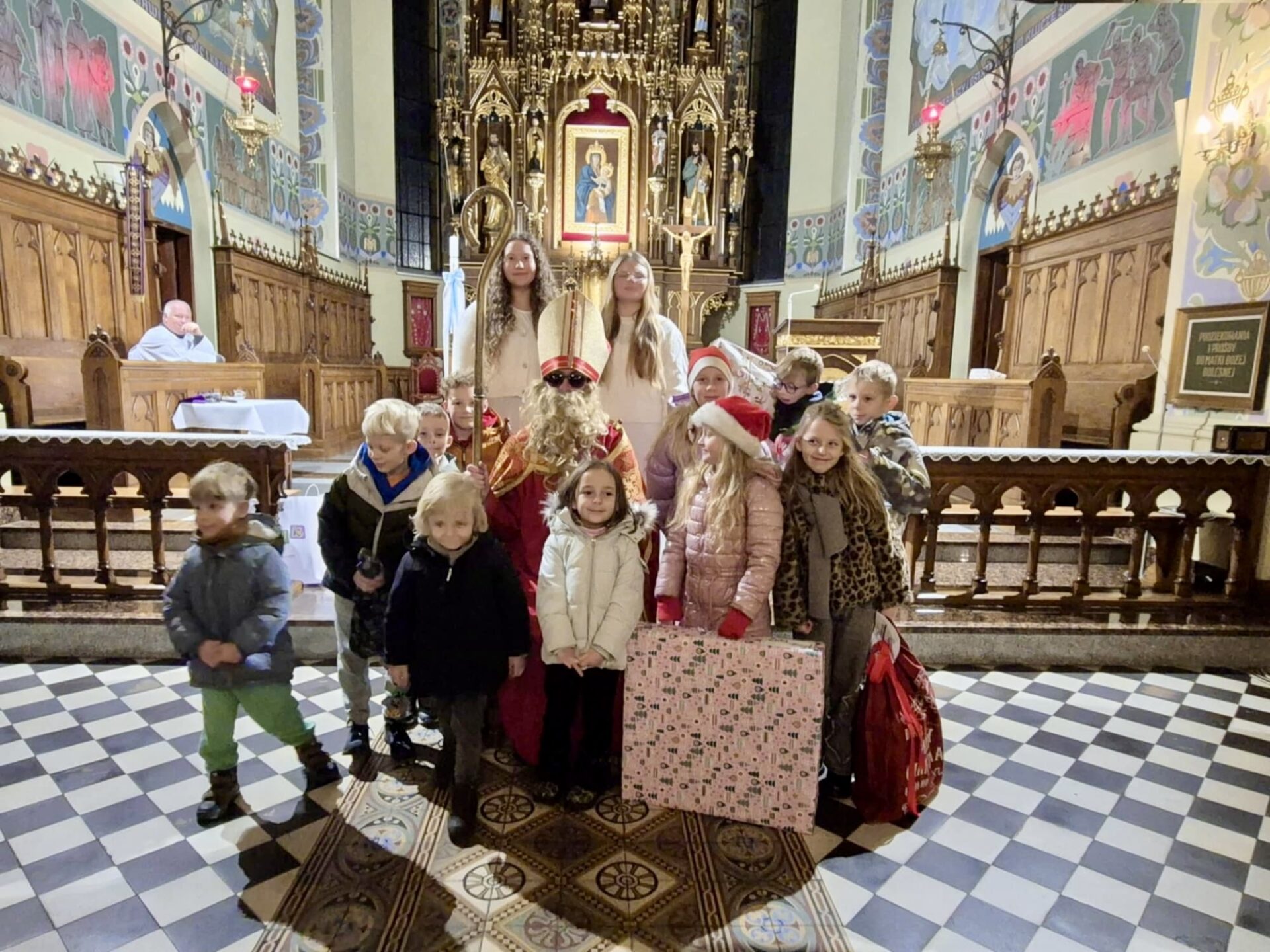 Odwiedziny św. Mikołaja 6 grudnia